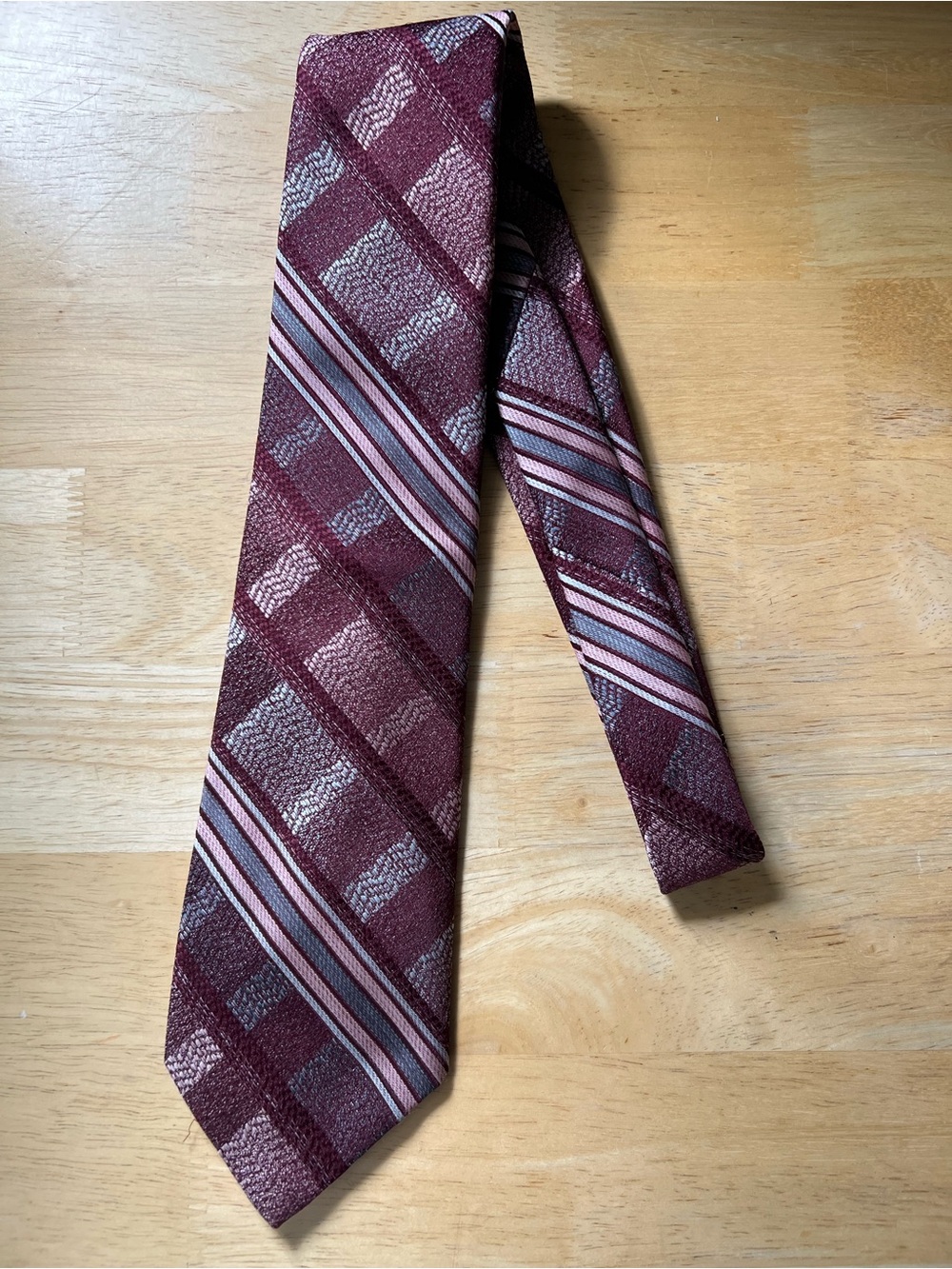 Wemlon by Wembley Tie with Burgundy Pink & Silver Diagonal Stripes
